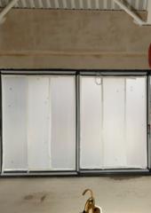 large_windows_in_main_hall