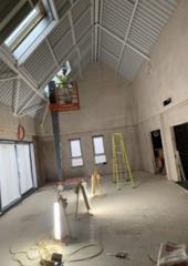 Cherry_picker_in_main_hall